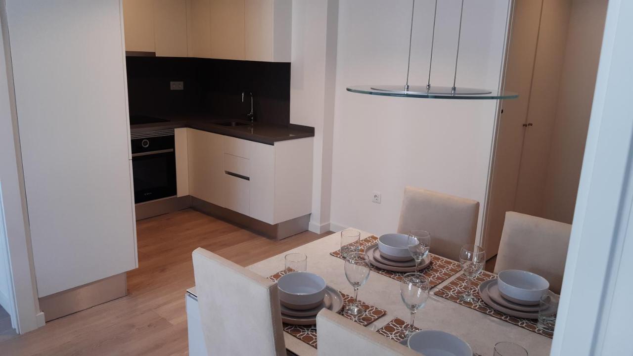 Vilanova i la Geltrú New Beside Sitges With Pool Beside Beach מראה חיצוני תמונה