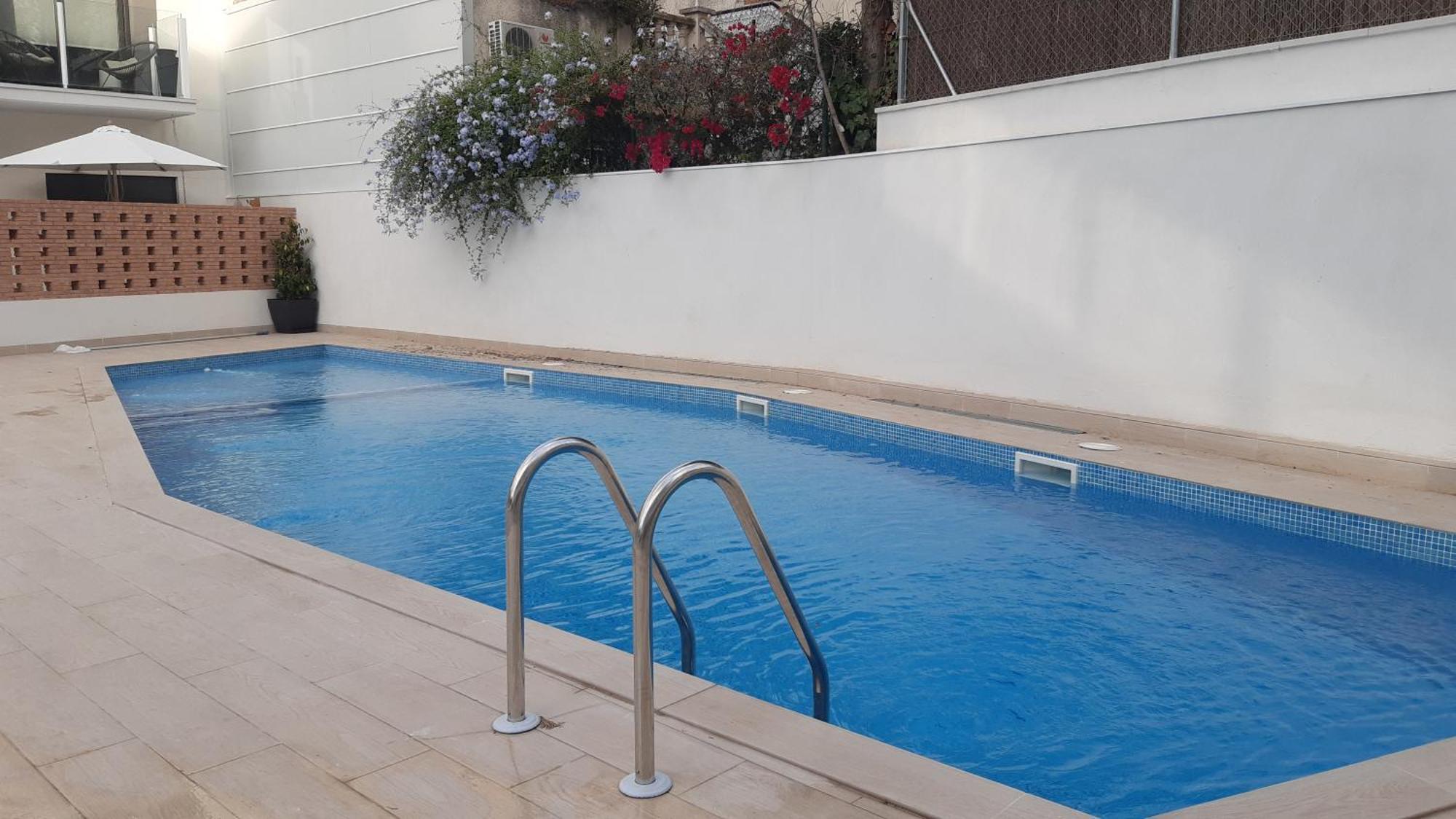 Vilanova i la Geltrú New Beside Sitges With Pool Beside Beach מראה חיצוני תמונה