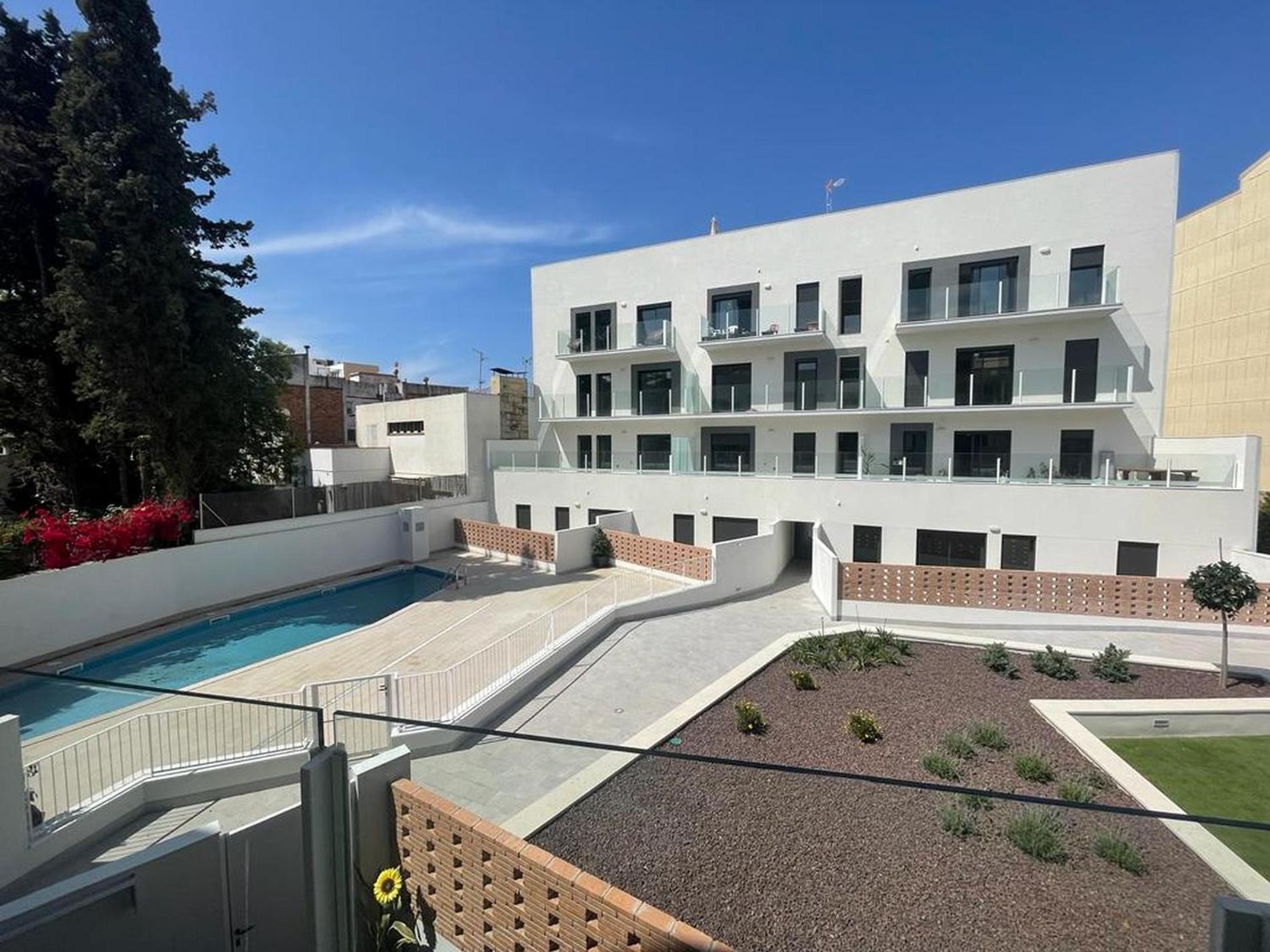 Vilanova i la Geltrú New Beside Sitges With Pool Beside Beach מראה חיצוני תמונה